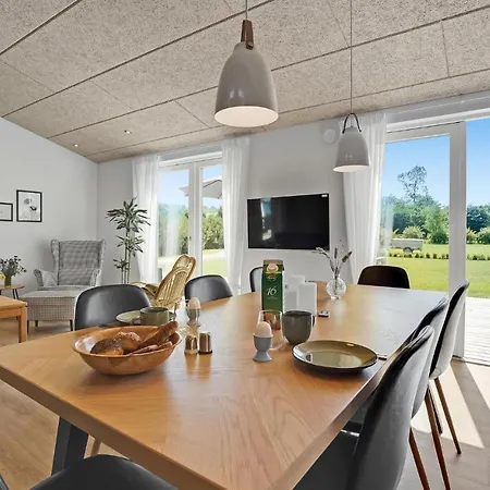 Cozy In Sydals With Kitchen Vakantiehuis Nedre Lysabild